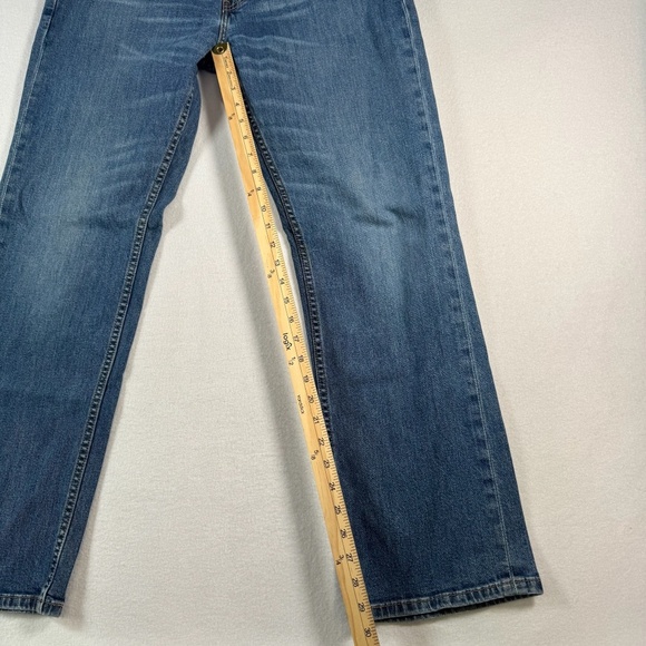 Levis Jeans Mens 34 Straight Blue 559 Mid Rise Medium Wash - Picture 2 of 12